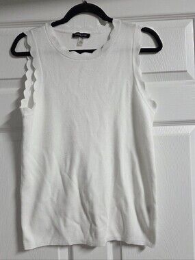 Cable And Gauge Women's White Scallop-Trim Sleeveless Knit Tank Size XL